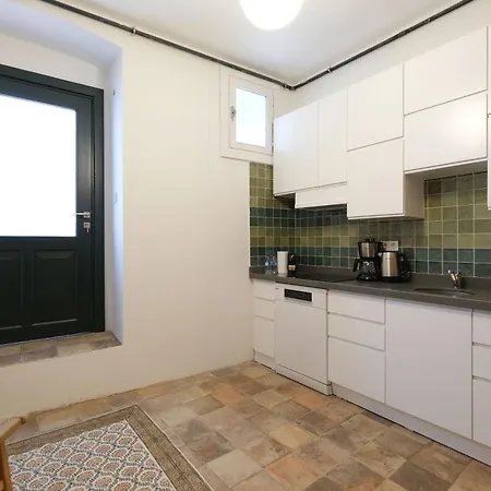 Appartamento Casa Isabel - Amazing 5br House In Prime Location *